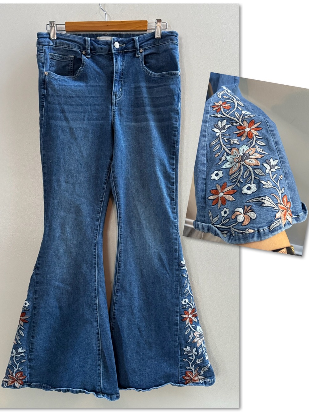Altard State Lainey Flare Leg Bell Bottom Floral Embroidered Jeans Boho Country
